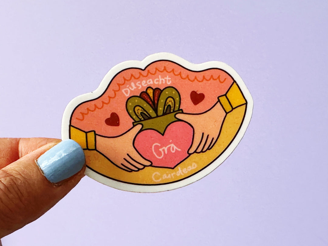 Claddagh Gra Matt Vinyl Sticker