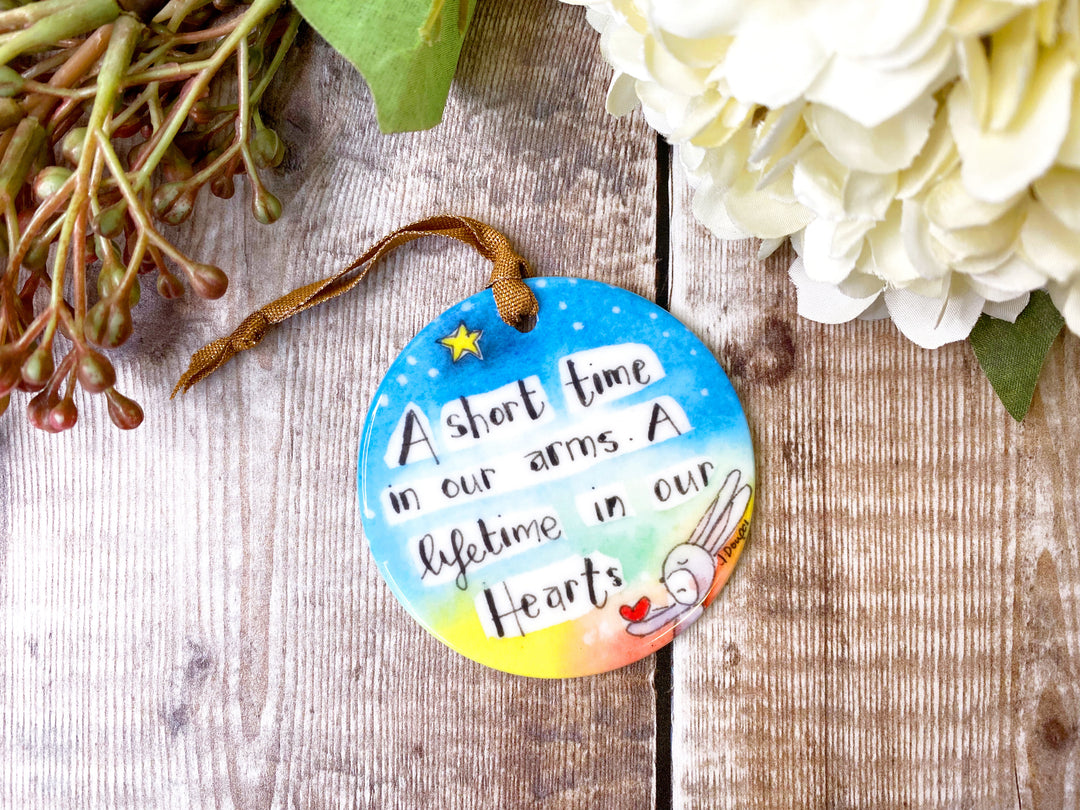 A short time in our Arms Ceramic decoration